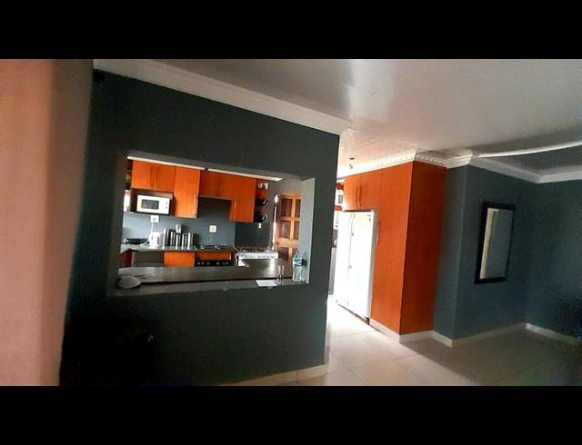 5 BEDROOM HOUSE FOR SALE IN DANVILLE